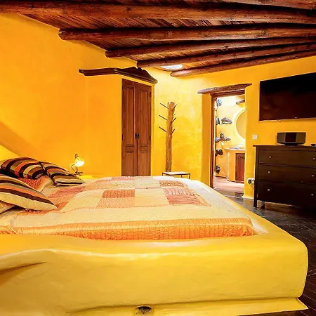 Feliz - Sauna, Beheizter Pool, Sonnenbett, Spielplatz, 2x2 M Bett Tias