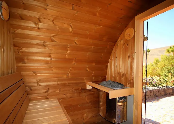 Feliz - Sauna, Beheizter Pool, Sonnenbett, Spielplatz, 2x2 M Bett * Tias