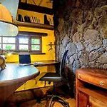 Feliz - Sauna, Beheizter Pool, Sonnenbett, Spielplatz, 2x2 M Bett Ferienhaus Tías